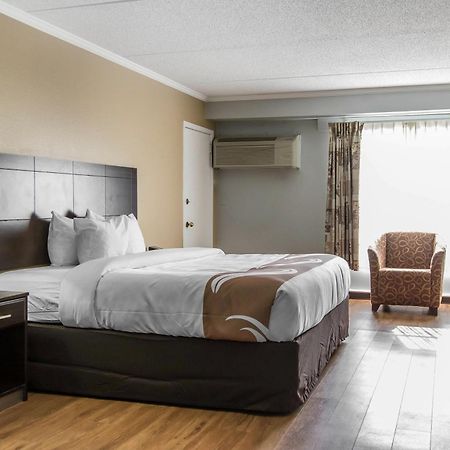 מובייל Quality Inn Downtown Historic District מראה חיצוני תמונה