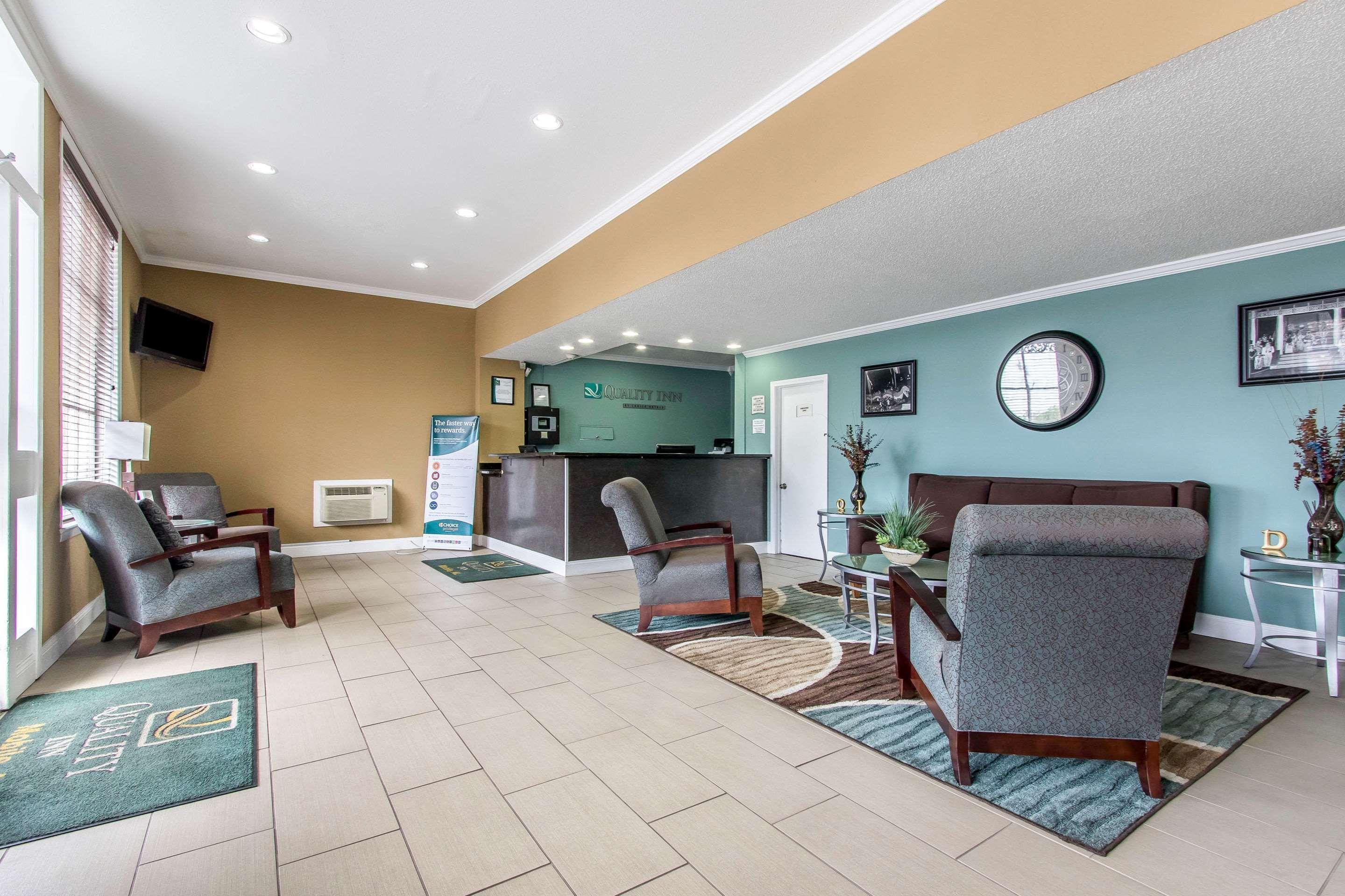 מובייל Quality Inn Downtown Historic District מראה חיצוני תמונה