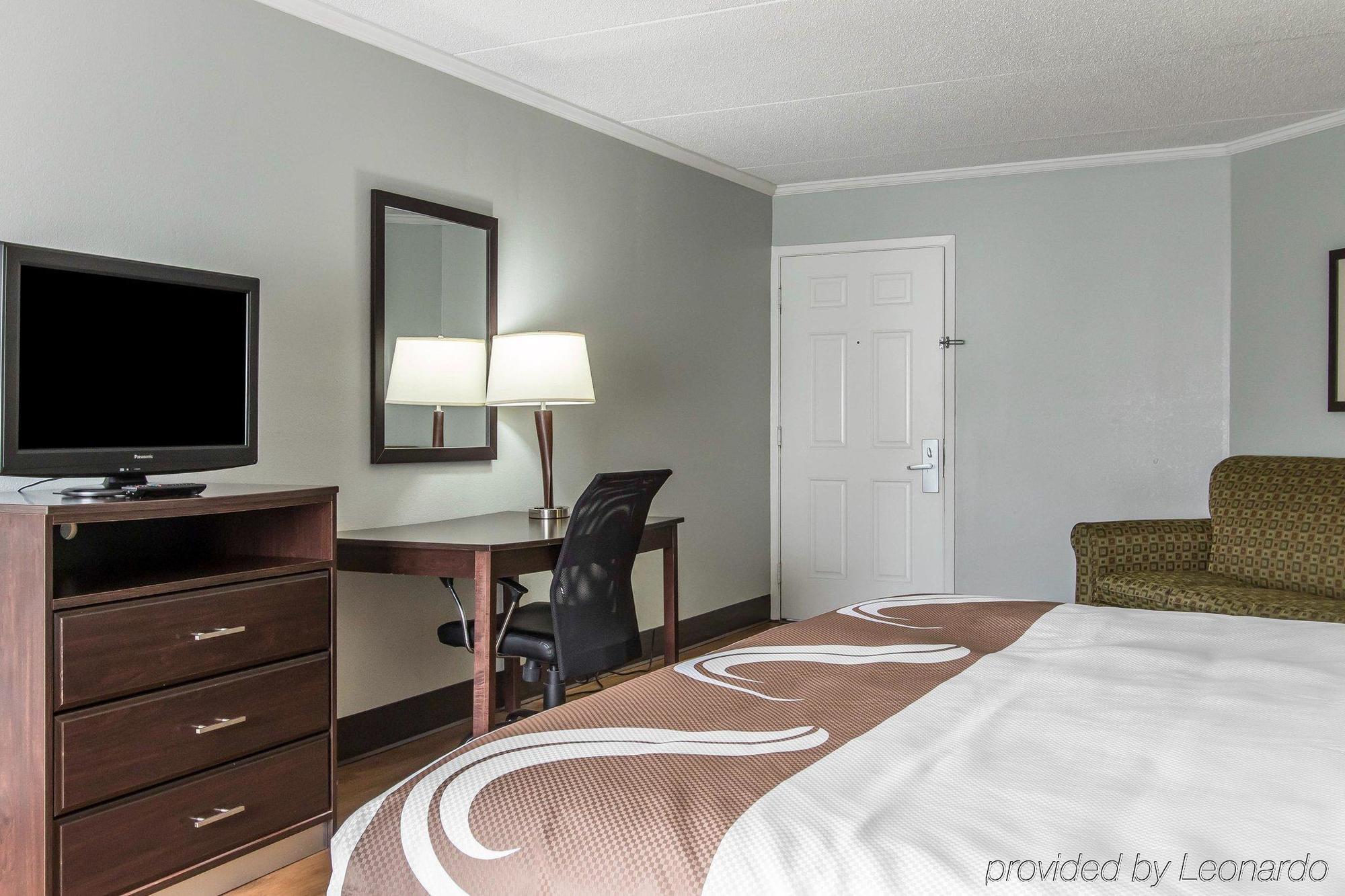 מובייל Quality Inn Downtown Historic District מראה חיצוני תמונה